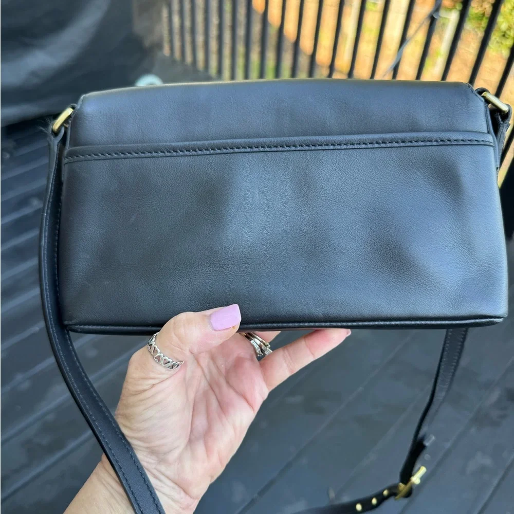 Vintage Y2K Coach Leather Crossbody Bag